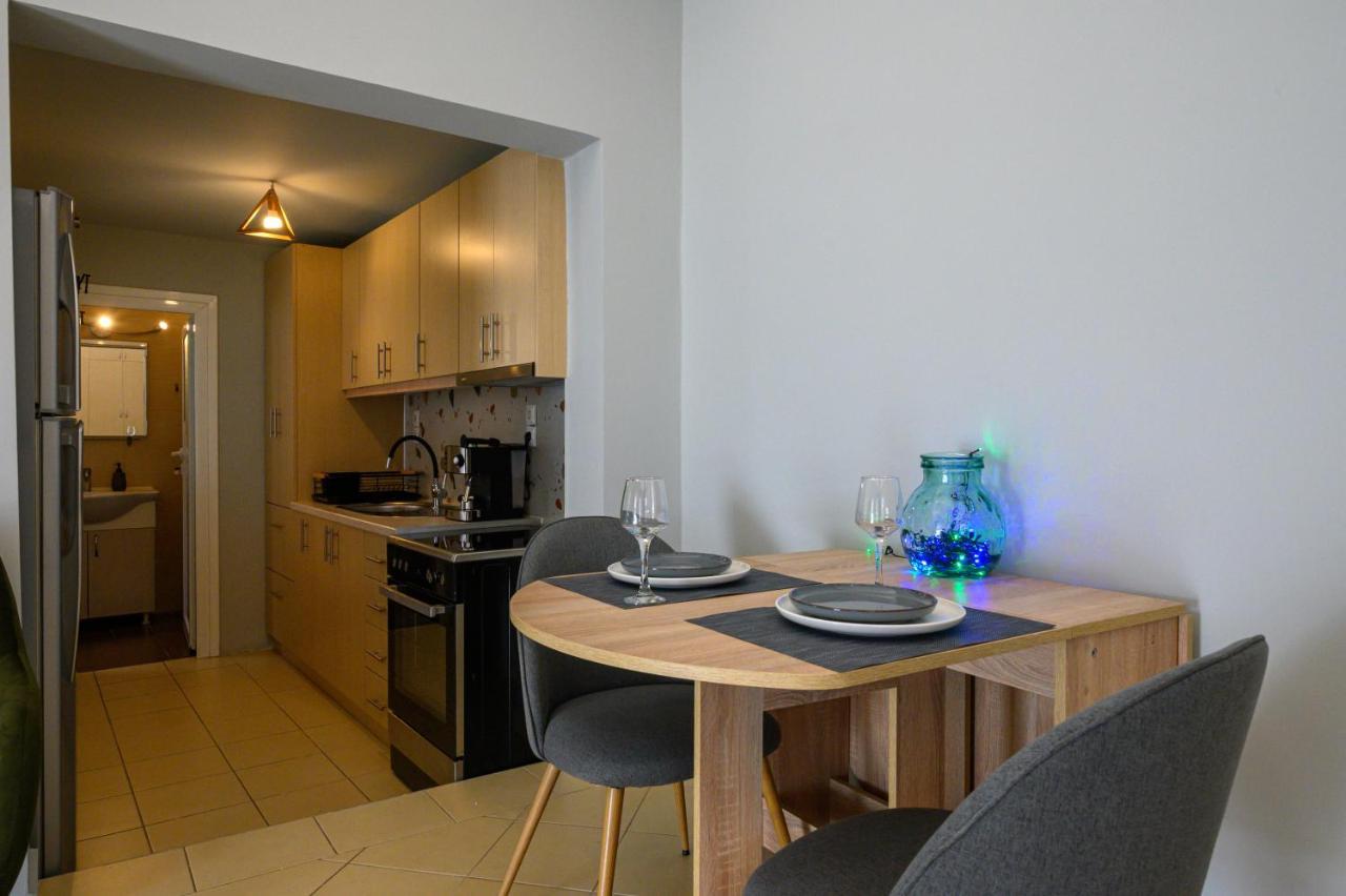Zen Hut Apartment Kalamata Ngoại thất bức ảnh